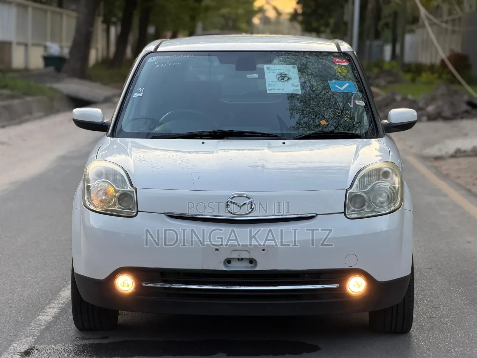 Mazda Verisa 2008 White