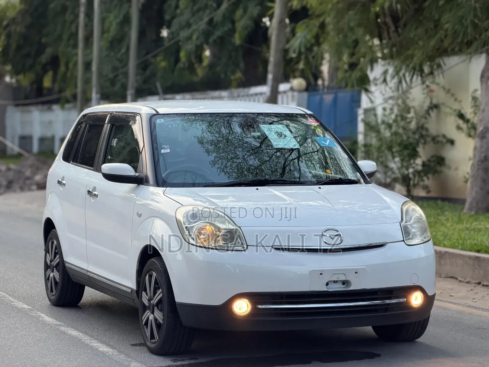 Mazda Verisa 2008 White
