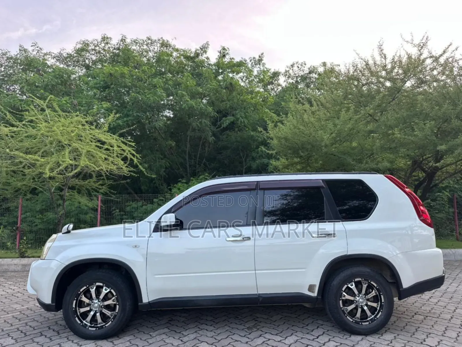 Nissan X-Trail 2009 White