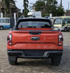 Ford Ranger Wildtrak 2024 Red