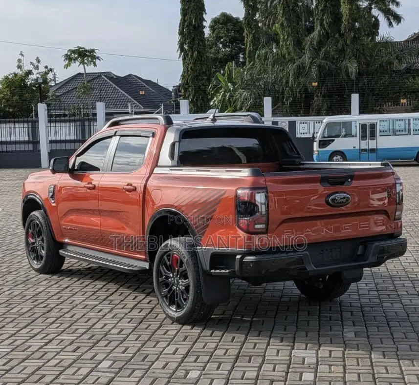 Ford Ranger Wildtrak 2024 Red