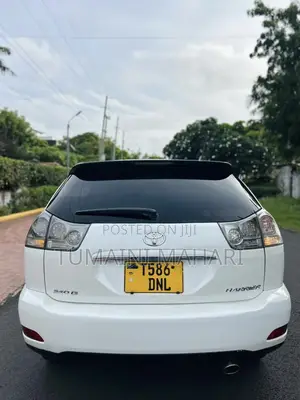 Toyota Harrier 2008 White