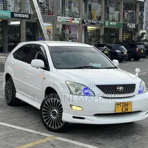 Toyota Harrier 2004 White