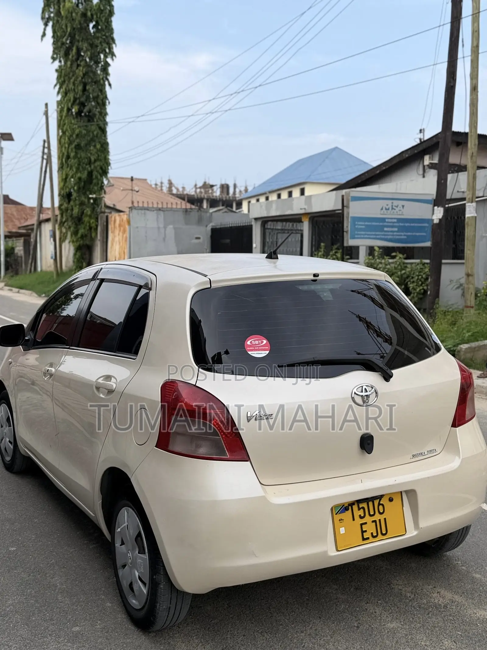 Toyota Vitz 2006 Gold