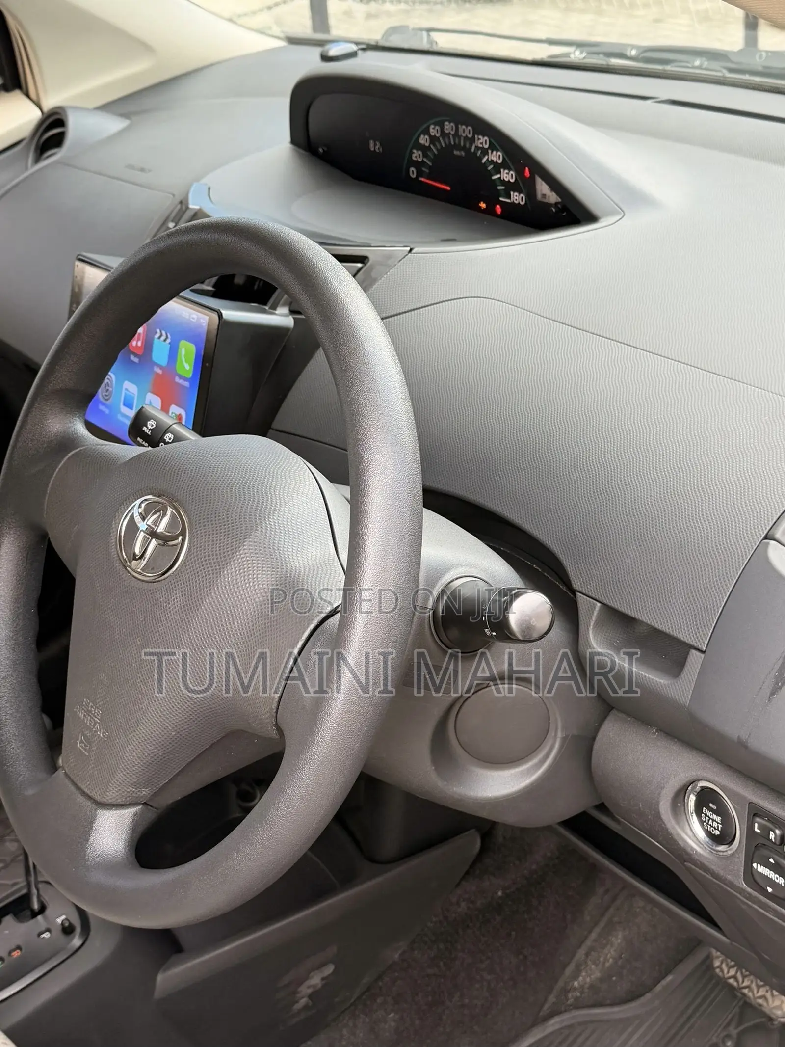 Toyota Vitz 2006 Gold