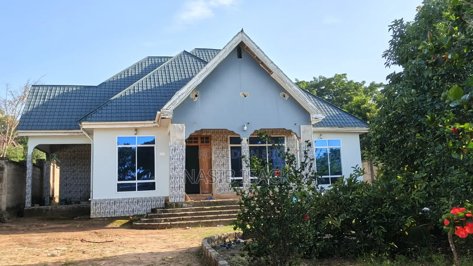 Furnished 4bdrm House in Kishiri for sale