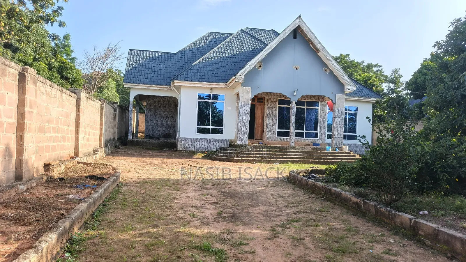 Furnished 4bdrm House in Kishiri for sale