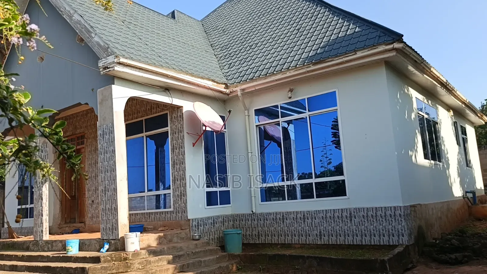Furnished 4bdrm House in Kishiri for sale