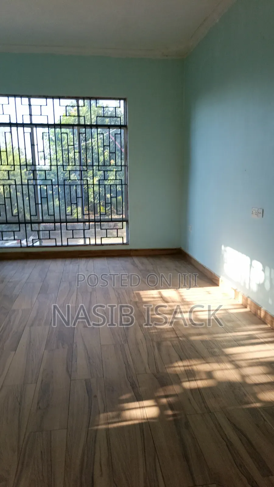 Furnished 4bdrm House in Kishiri for sale