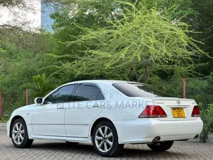 Toyota Crown Royale 2005 White