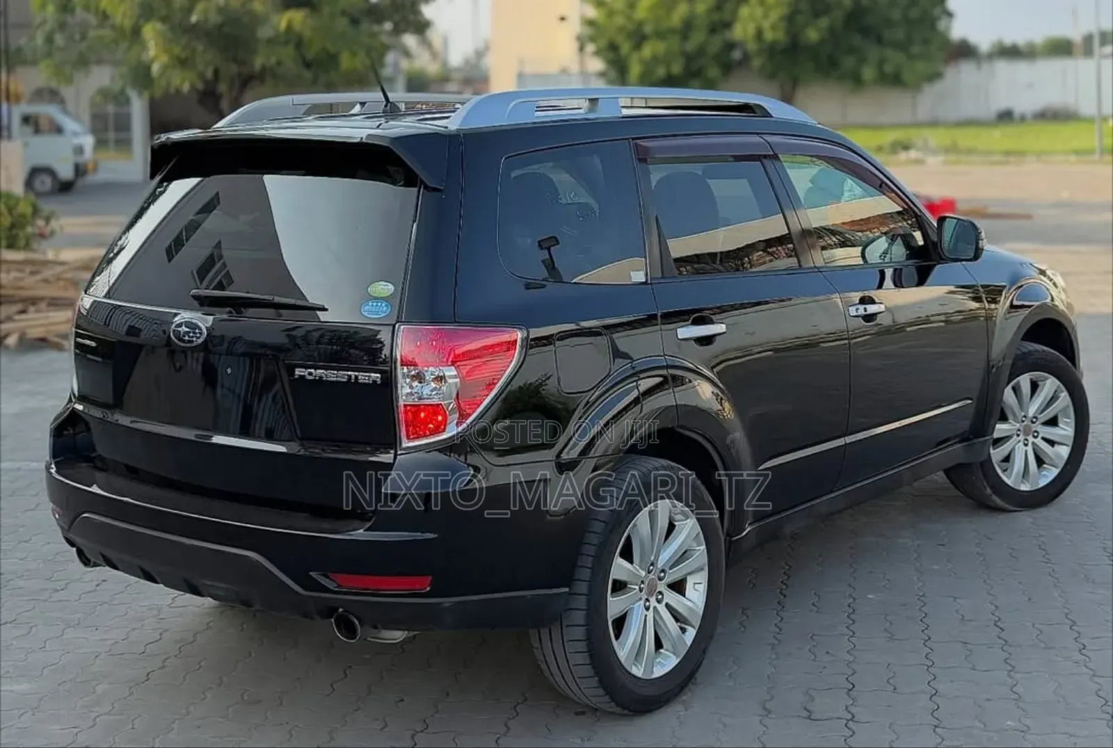Subaru Forester 2011 Black