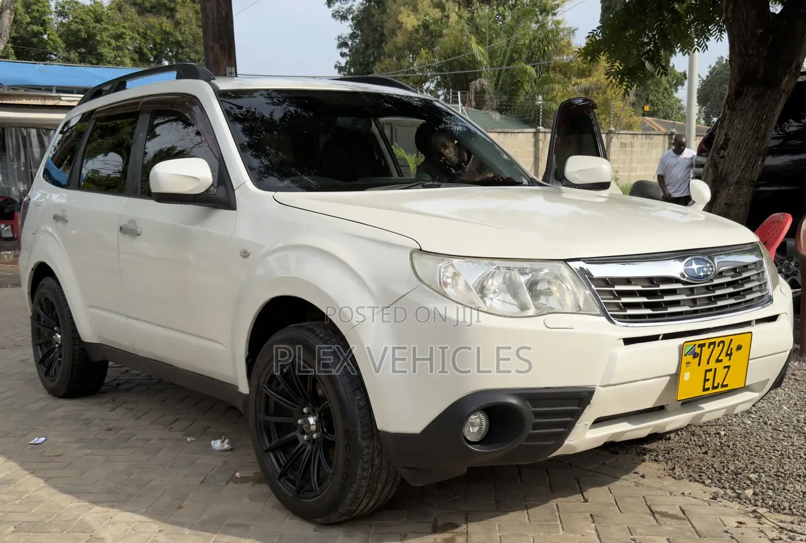 Subaru Forester 2009 Pearl