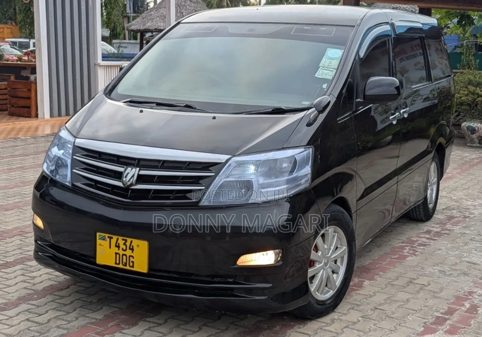 Toyota Alphard 2.4 Petrol AWD 2006 Black