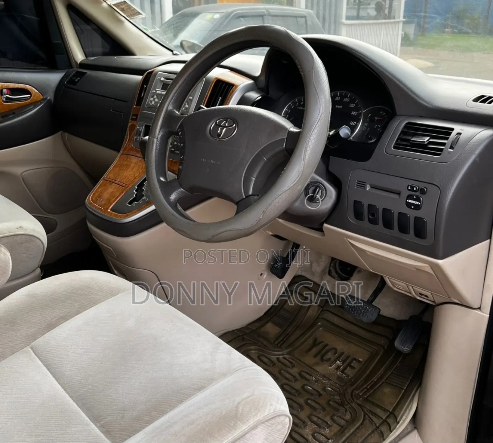 Toyota Alphard 2.4 Petrol AWD 2006 Black
