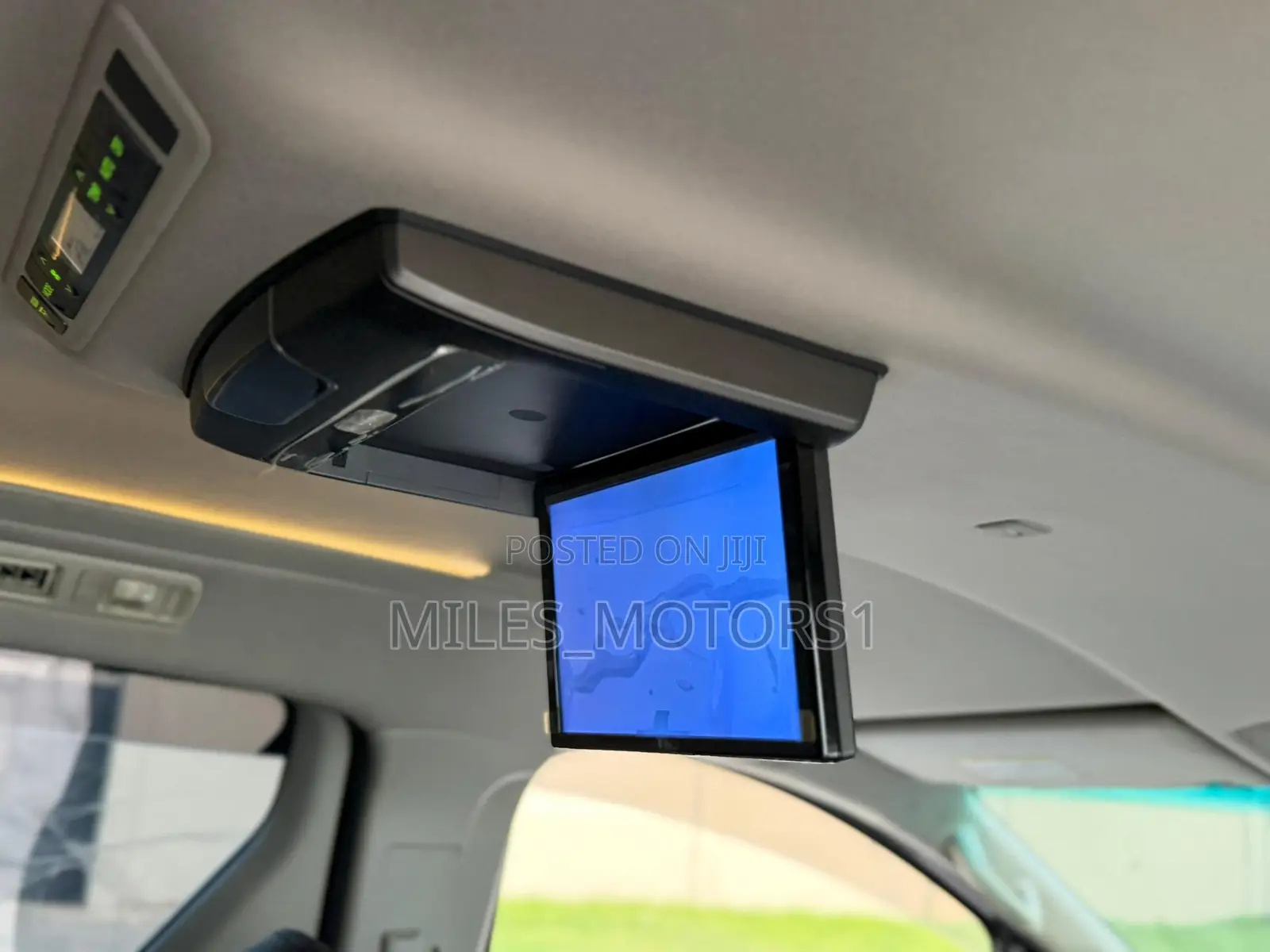 Toyota Vellfire 2011 Black