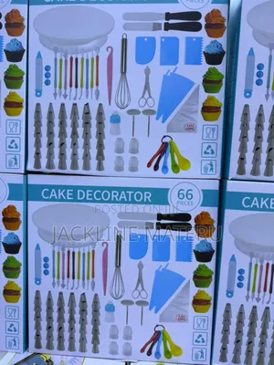 Cake Decorator 66pcs