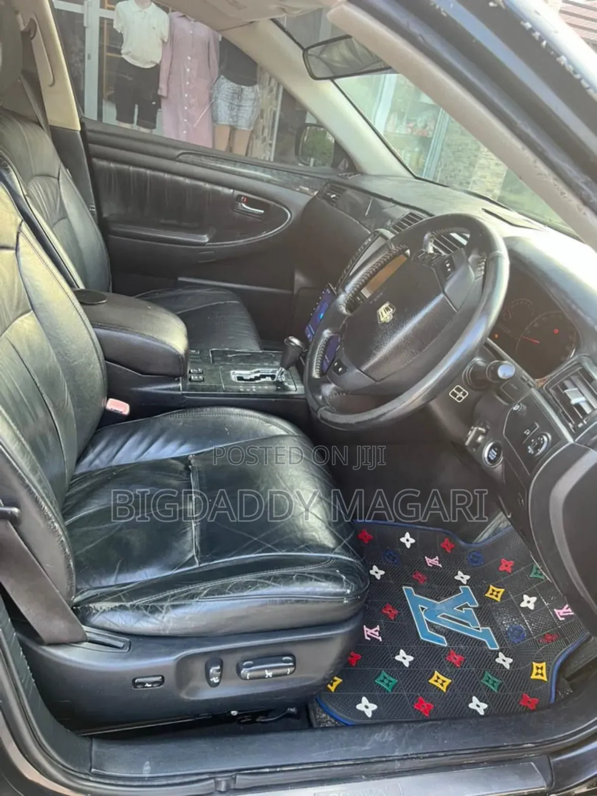 Toyota Crown 2004 Black