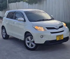 Toyota IST 2008 White