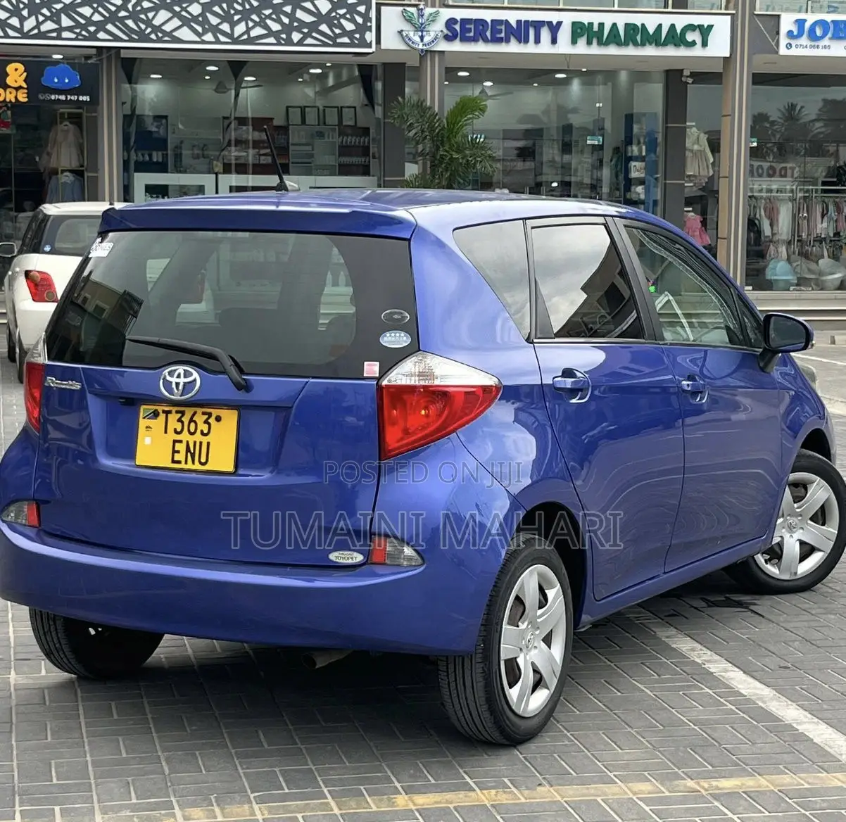 Toyota Ractis 2012 Blue