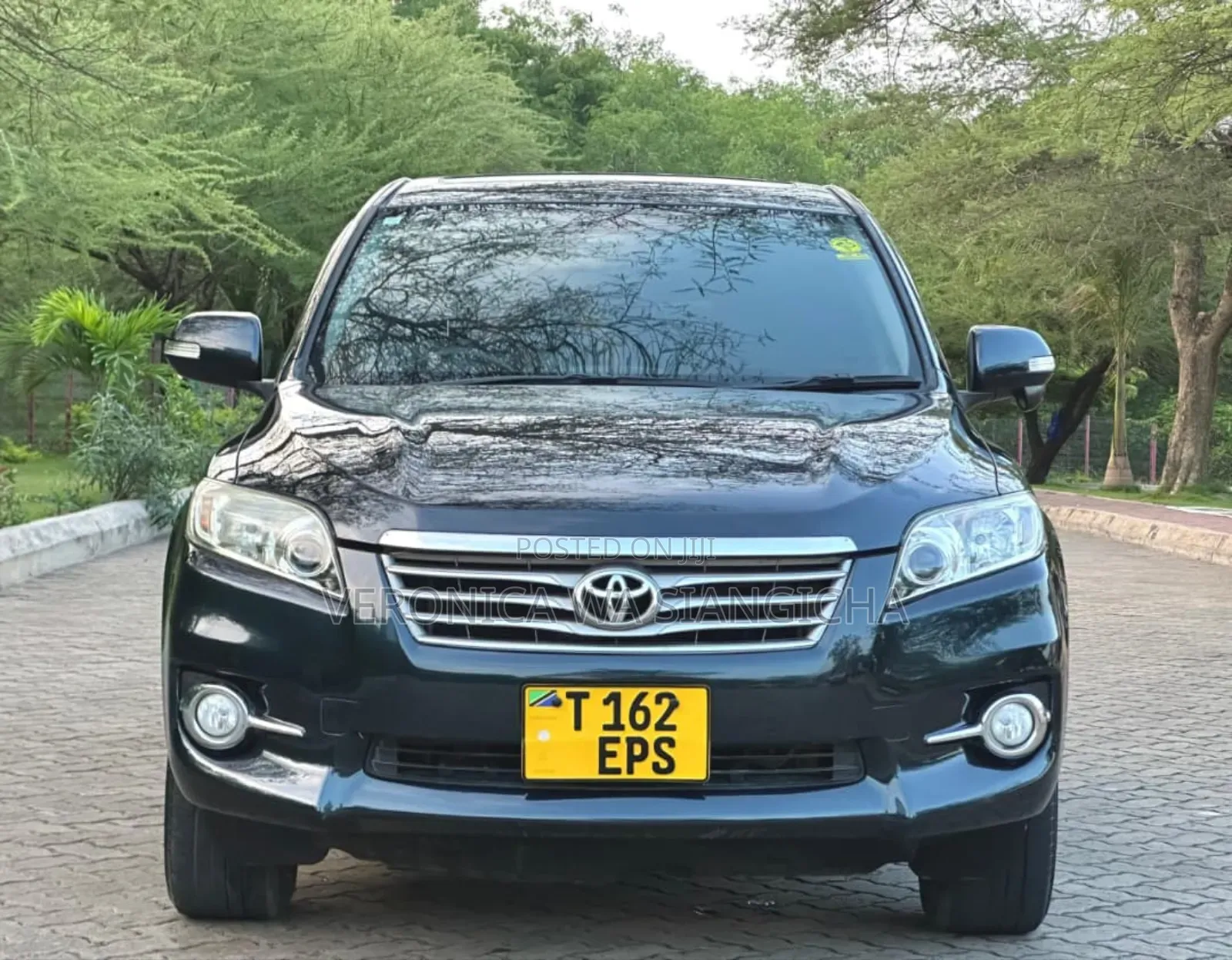 Toyota Vanguard 2012 Black
