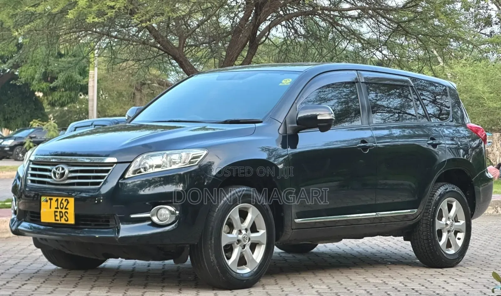 Toyota Vanguard 2012 Gray