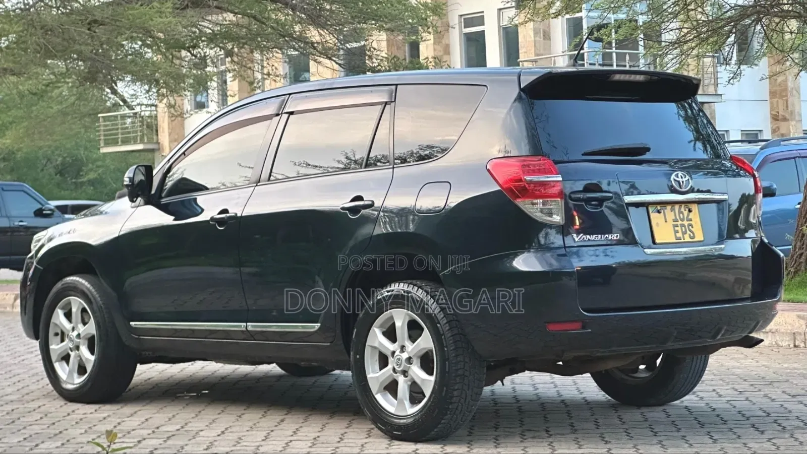 Toyota Vanguard 2012 Gray