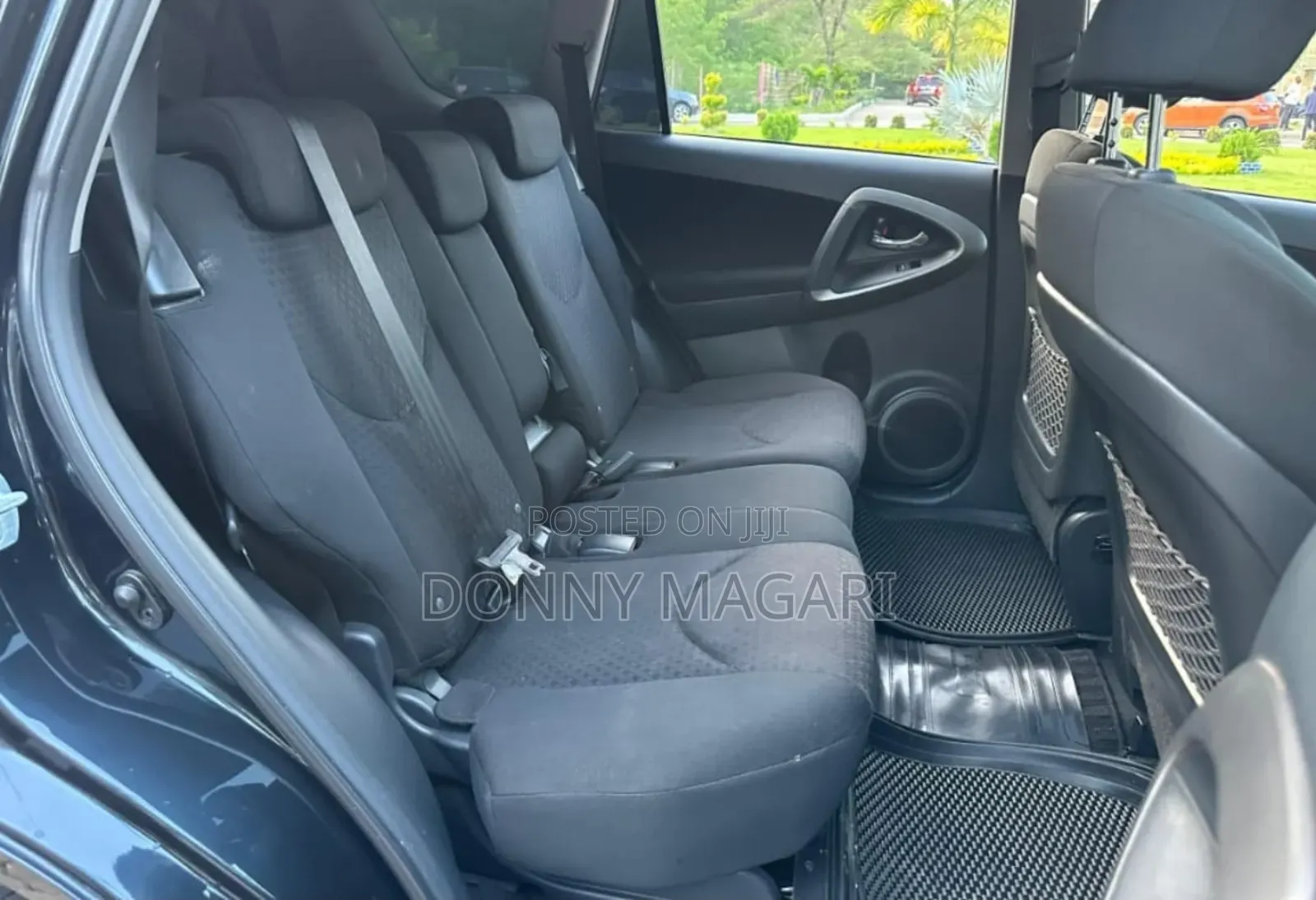 Toyota Vanguard 2012 Gray