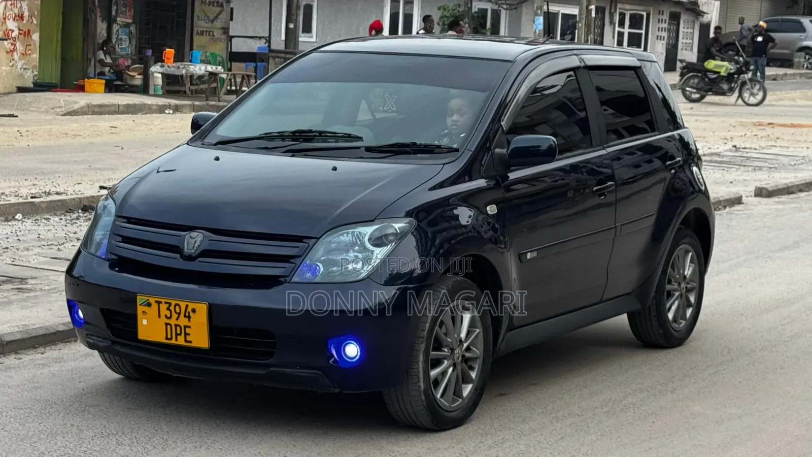Toyota IST 2004 Blue
