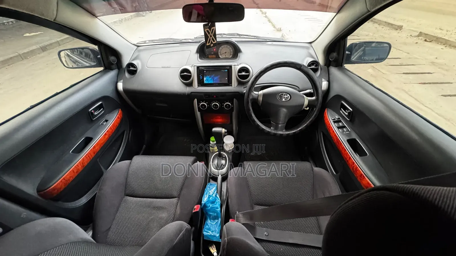 Toyota IST 2004 Blue