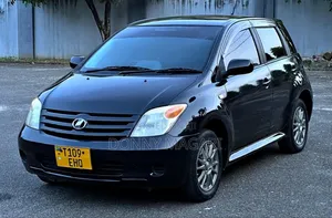 Toyota IST 2006 Black