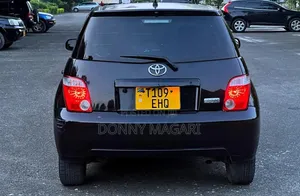 Toyota IST 2006 Black
