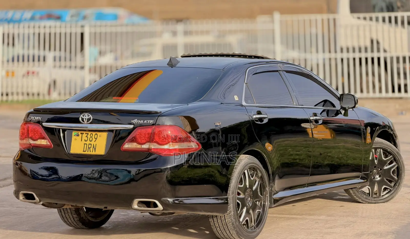 Toyota Crown 2009 Black