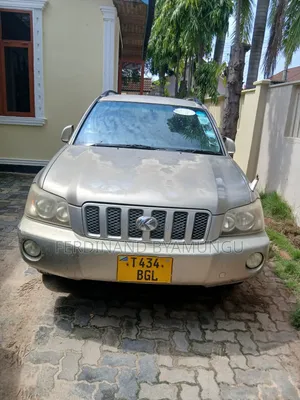 Toyota Kluger 2001 Gold