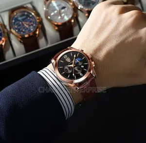 Poedagar High Quality Watch
 Full Box Shows Date
And Water Proof
