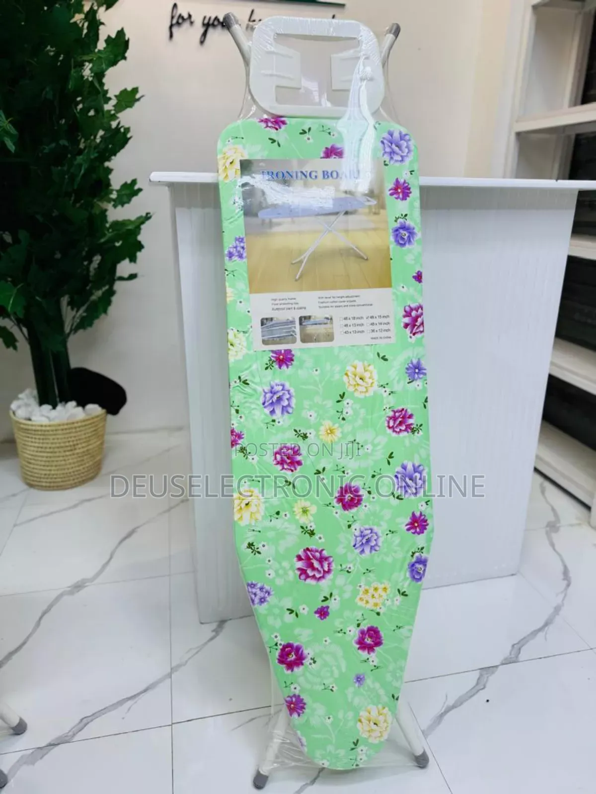 *Foldable Ironing Board*
*Large Size 120x38cm*
*
