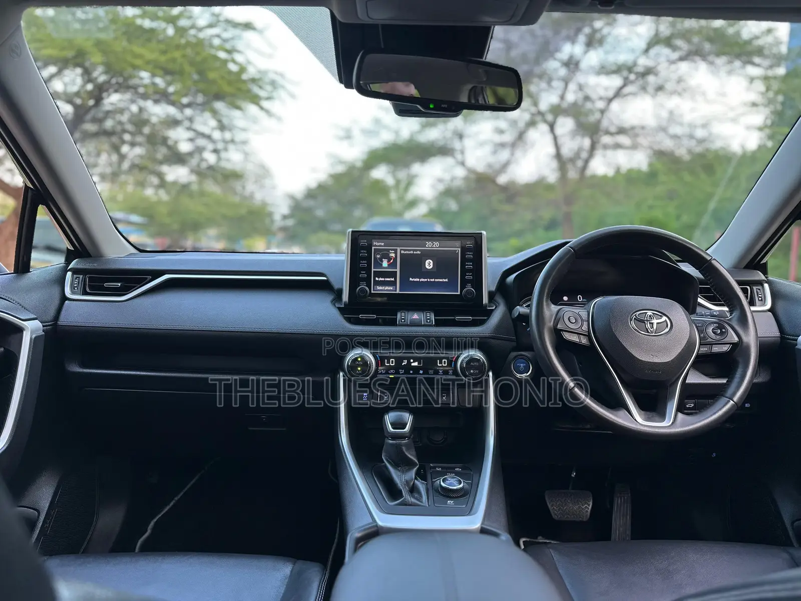 Toyota RAV4 Hybrid 2022 Black