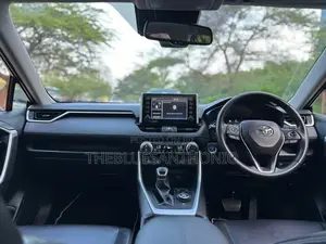 Toyota RAV4 Hybrid 2022 Black