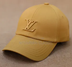 Caps Lou's Vuitton