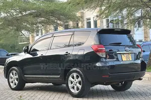 Toyota Vanguard 2012 Gray