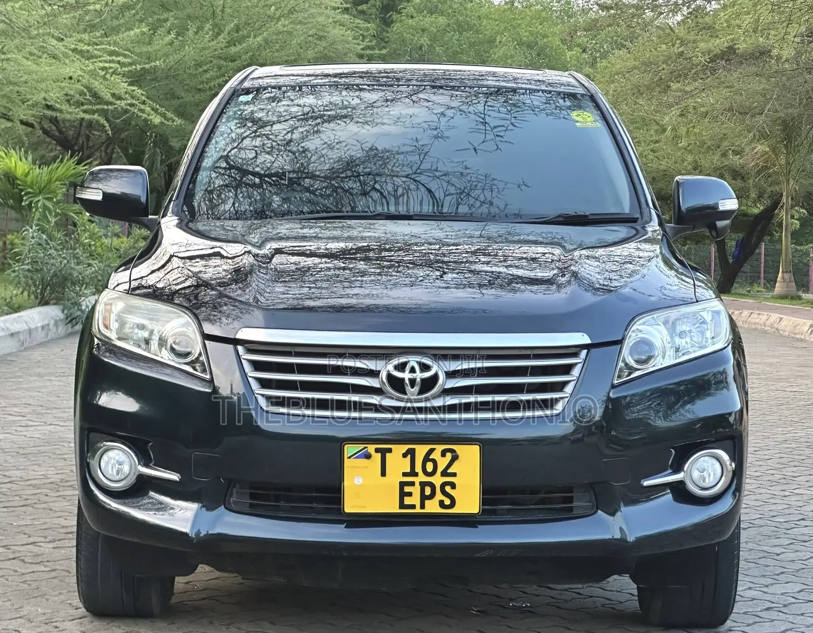 Toyota Vanguard 2012 Gray
