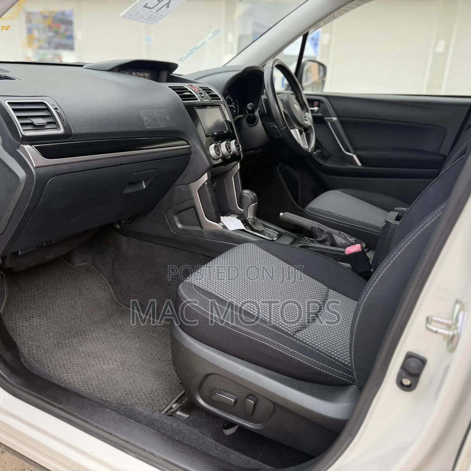 Subaru Forester 2016 White