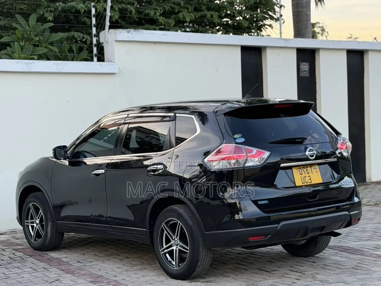 Nissan X-Trail 2014 Black