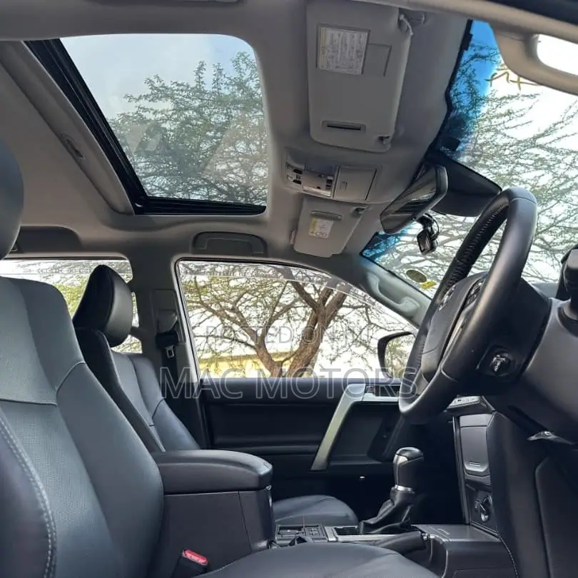 Toyota Land Cruiser Prado 2.7 2023 Gray