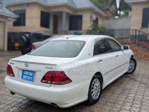 Toyota Crown 2007 White