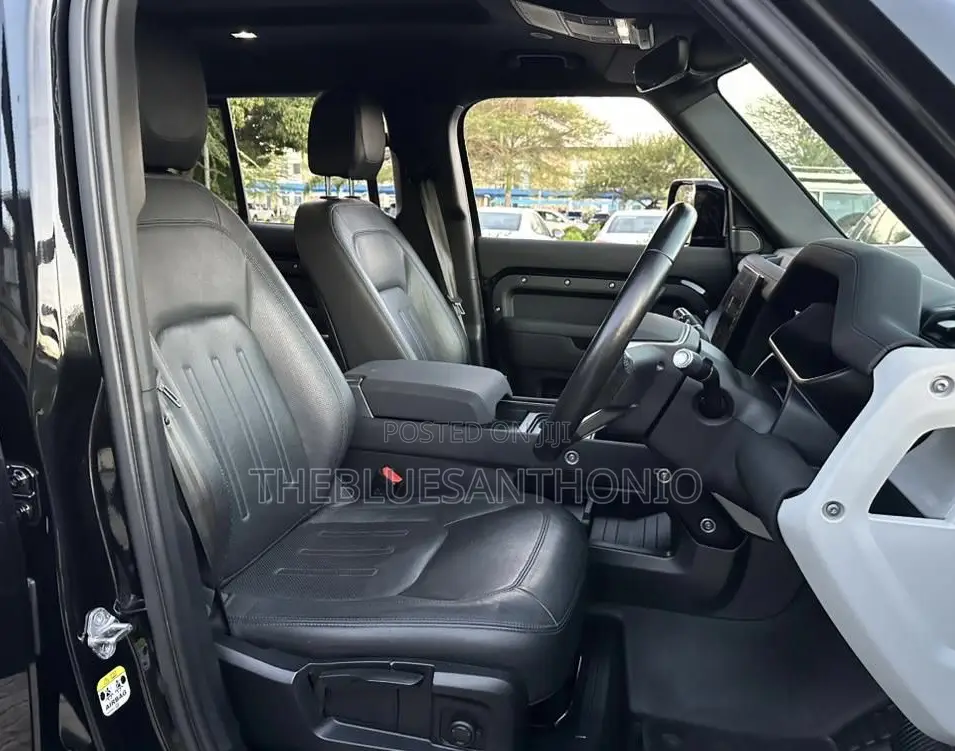 Land Rover Defender 2023 Black