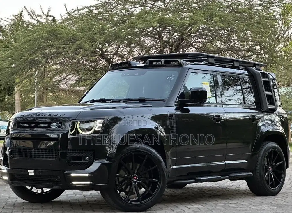 Land Rover Defender 2023 Black