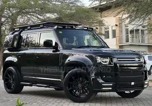 Land Rover Defender 2023 Black