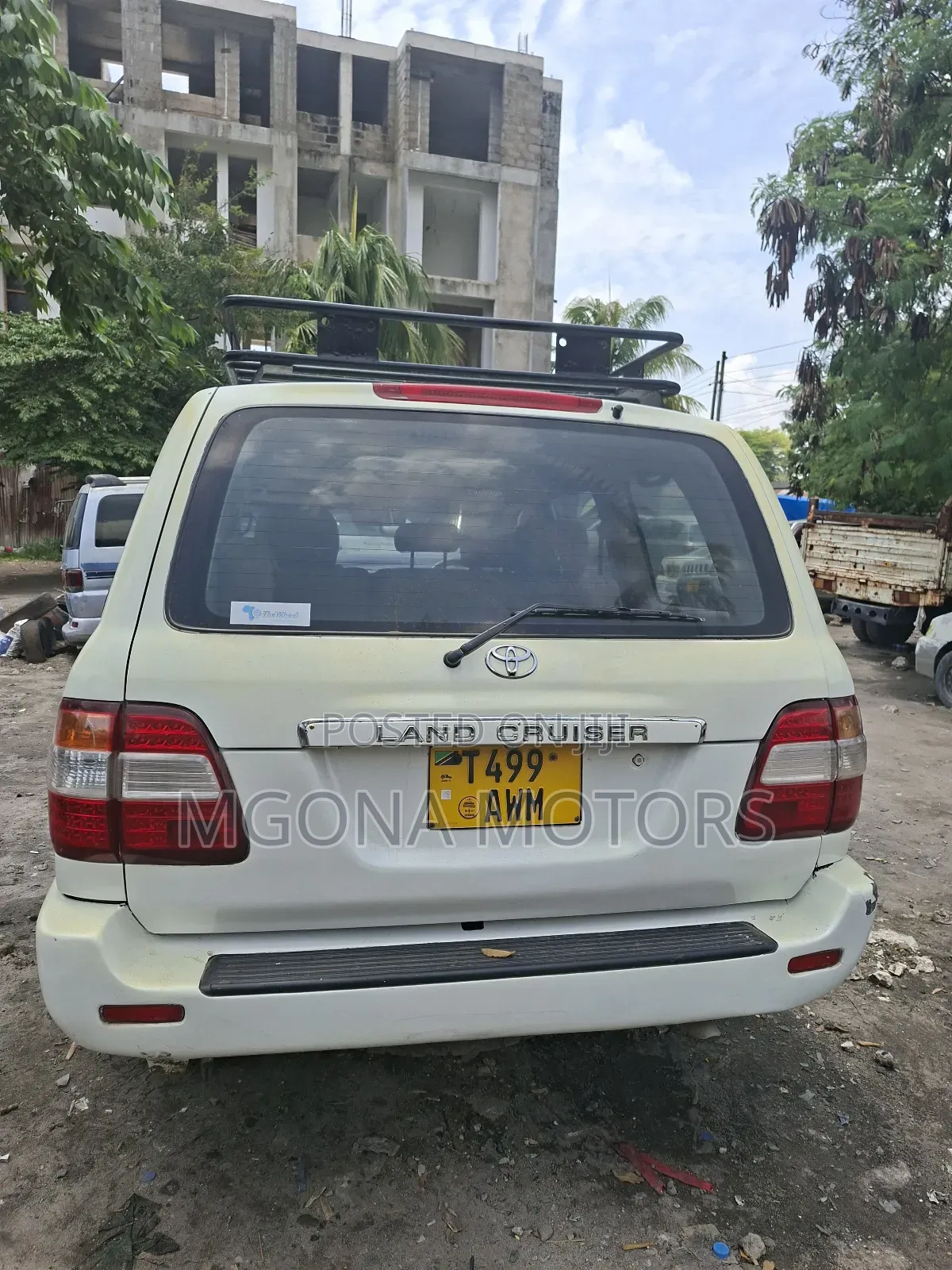 Toyota Land Cruiser 100 4.2 2006 White