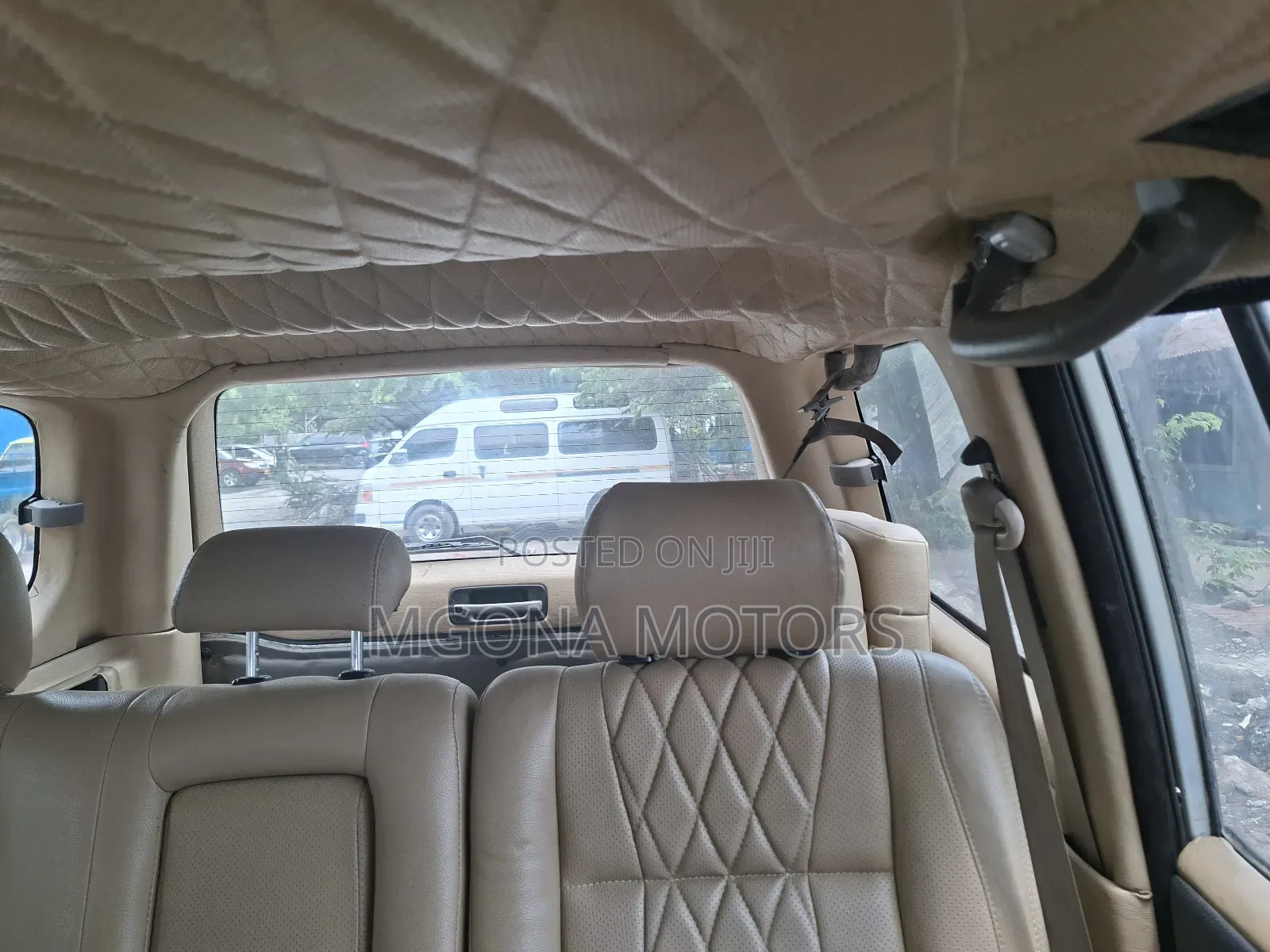 Toyota Land Cruiser 100 4.2 2006 White