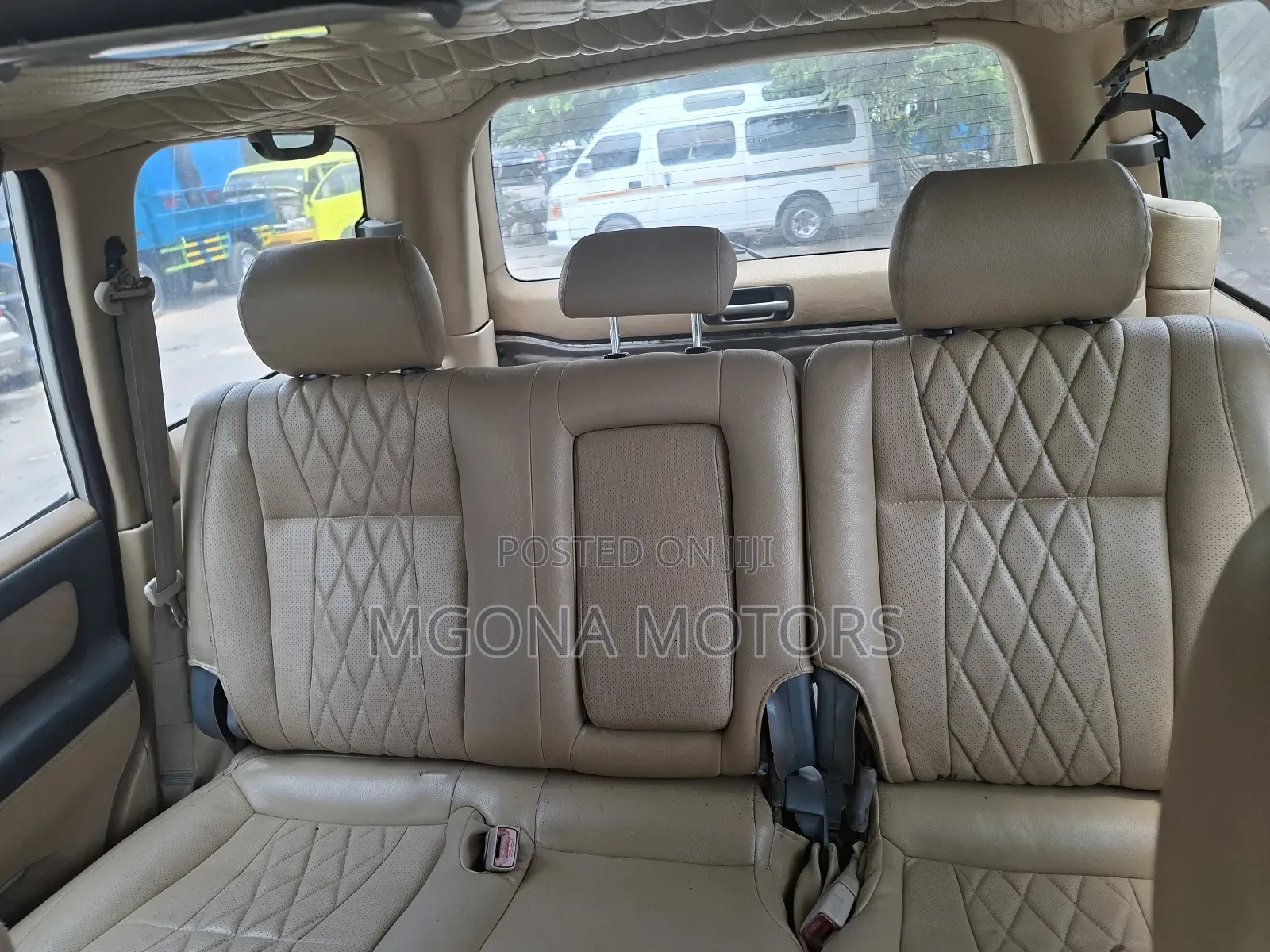 Toyota Land Cruiser 100 4.2 2006 White